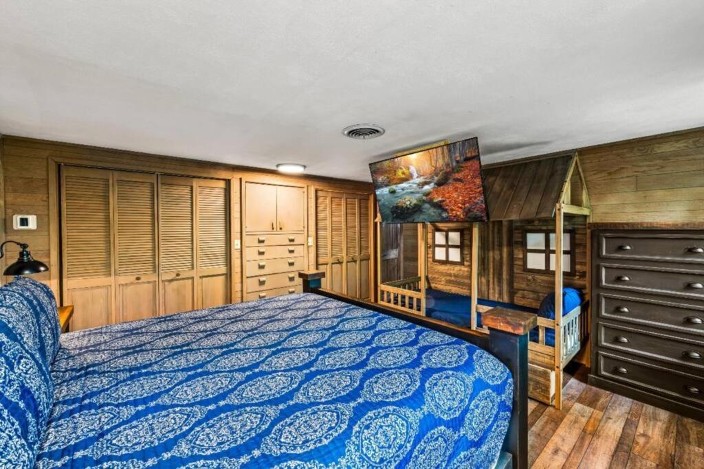 Bourbon Hollow Lodge With Hot Tub And Pool Plus Game Room Only 5 Min To Downtown Гатлінбург Екстер'єр фото